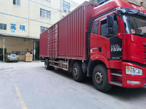 武漢解封  無菌吸塑盒發(fā)往武漢